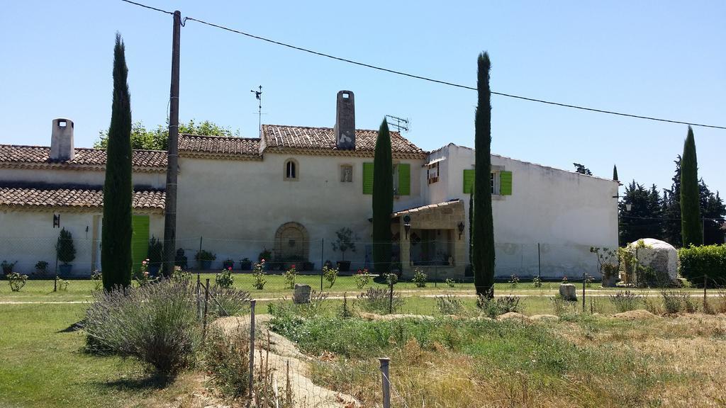 Mas De L Ancienne Magnanerie Villa Mallemort Exterior photo
